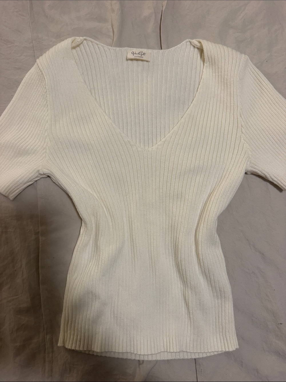Brandy Melville Cream Ribbed V-Neck Short Sleeve Sweater
